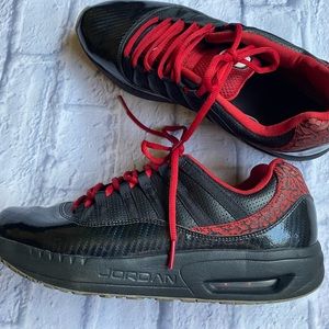 12 Nike Air Jordan CMFT Viz Air Max 11 Black Red S